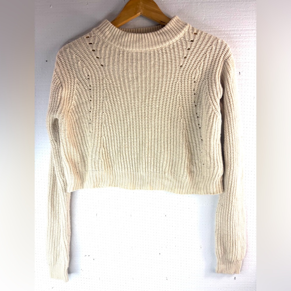 Kendall & Kylie M Oversized Ribbed Knit Crop Cream Crewneck Sweater